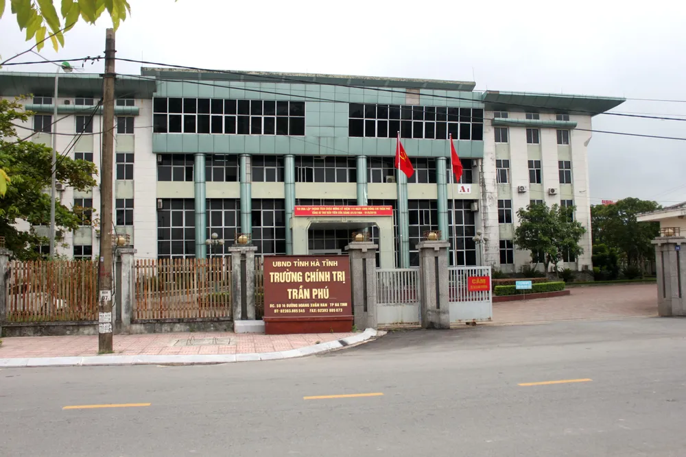 Trường Chính trị Trần Phú, tỉnh Hà Tĩnh