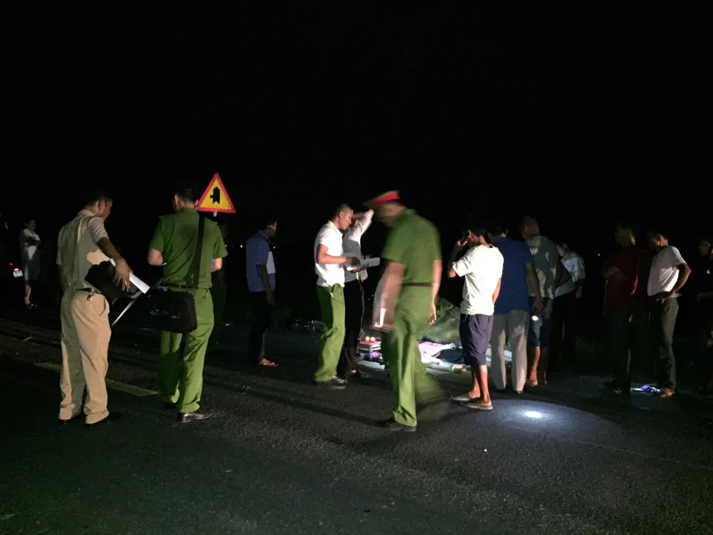 Lực lượng chức năng tại hiện trường