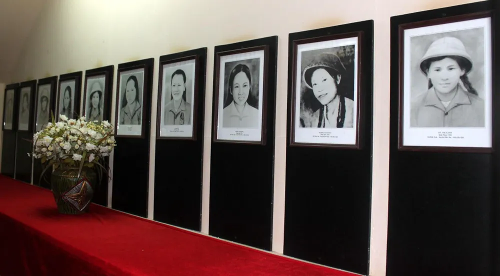 Kỷ niệm ngày 10 nữ anh hùng liệt sĩ Ngã ba Đồng Lộc hy sinh  ảnh 8