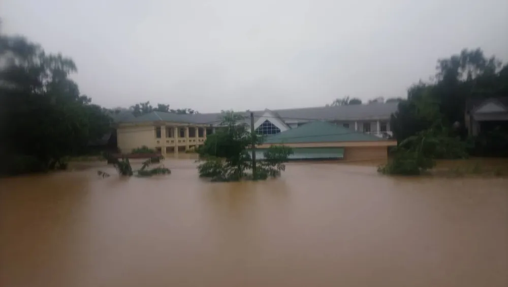 Hà Tĩnh: Nhiều trường học vượt khó khăn khai giảng năm học mới ảnh 3