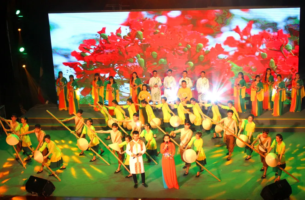Hơn 1.000 thí sinh tham gia hội diễn văn nghệ các cơ sở giáo dục nghề nghiệp toàn quốc ảnh 1