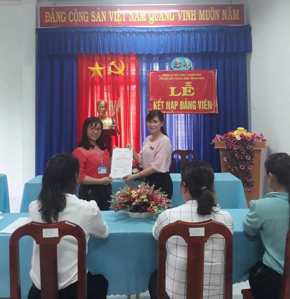 Phát triển Đảng trong vùng đồng bào có đạo - Bài 3: Còn những trở ngại ảnh 1