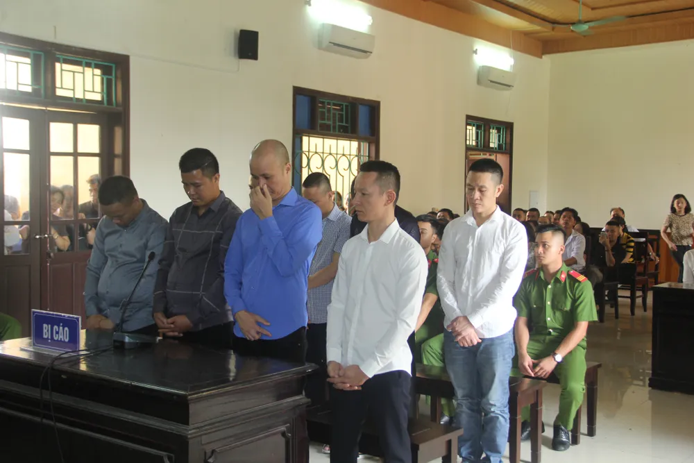 Các bị cáo tại phiên tòa