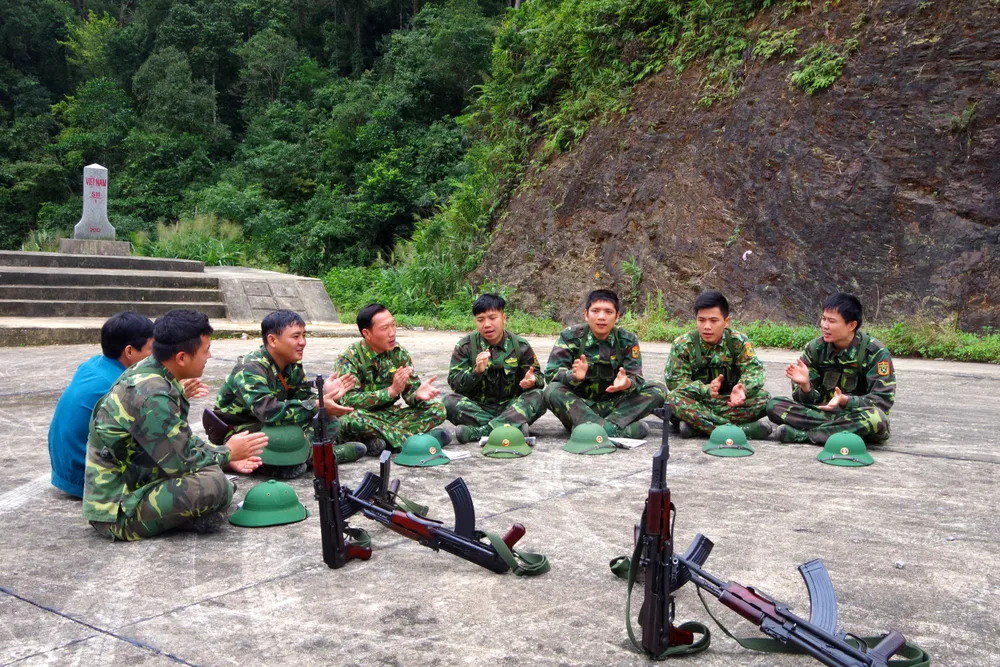 Giữ bình yên cho người dân đón tết ảnh 11