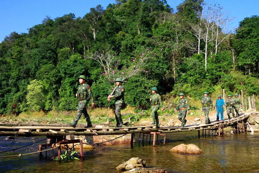 Giữ bình yên cho người dân đón tết ảnh 13