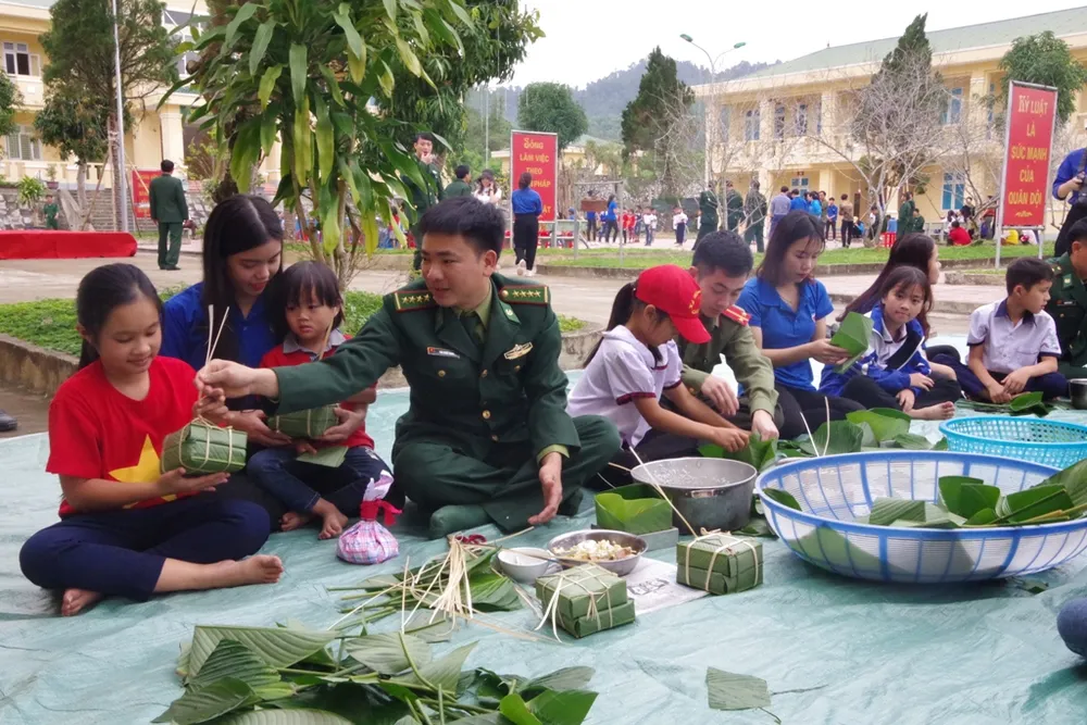 Giữ bình yên cho người dân đón tết ảnh 3