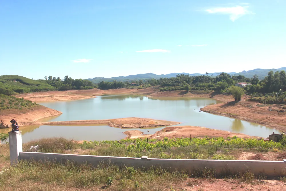 Nắng hạn gây thiệt hại nặng ở Hương Khê ảnh 12