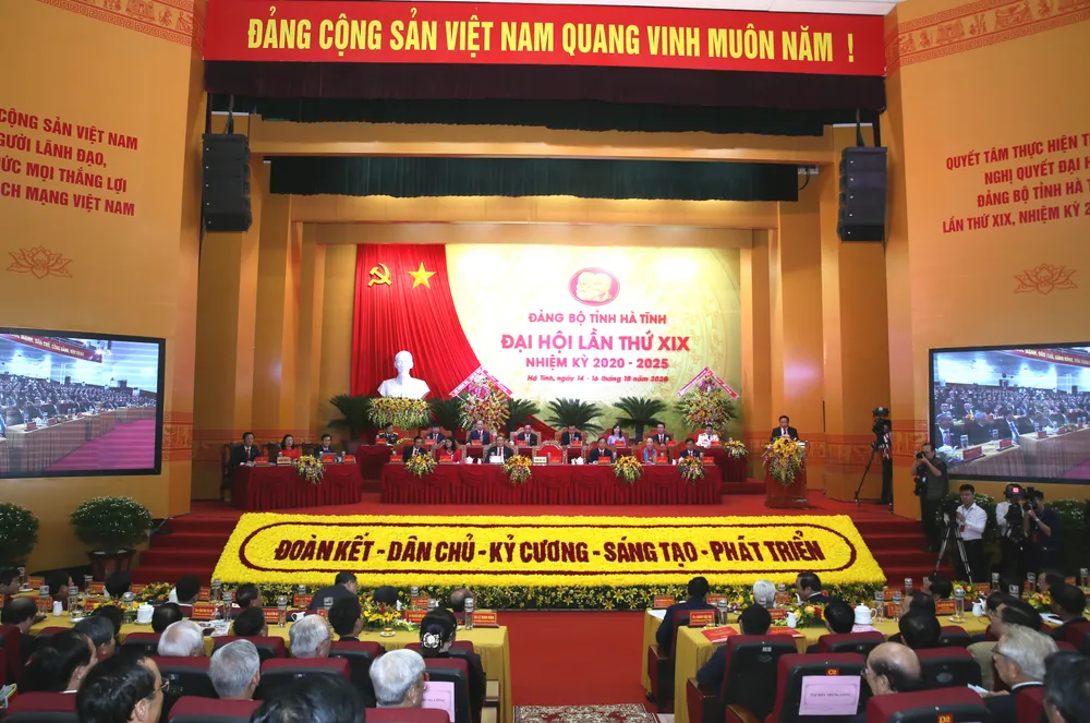 Quang cảnh Đại hội đại biểu Đảng bộ tỉnh Hà Tĩnh