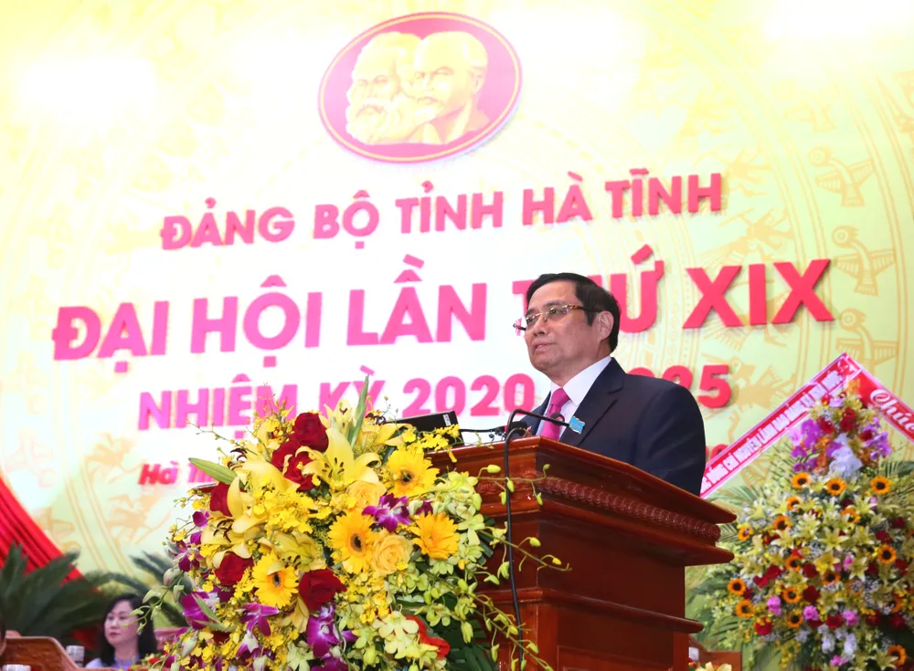 Khai mạc Đại hội đại biểu Đảng bộ tỉnh Hà Tĩnh lần thứ XIX ảnh 4