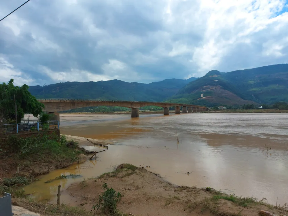 Đà Nẵng, Quảng Nam ngổn ngang sau bão  ảnh 10