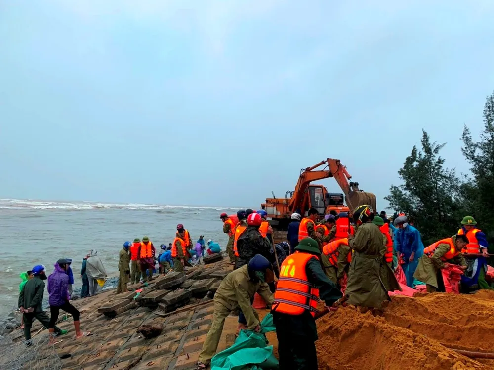 Nỗi lo sạt lở kè biển trong mùa mưa bão tại Hà Tĩnh ảnh 5