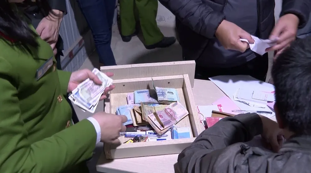 Triệt phá đường dây lô đề liên tỉnh, triệu tập, bắt giữ 25 đối tượng ảnh 3