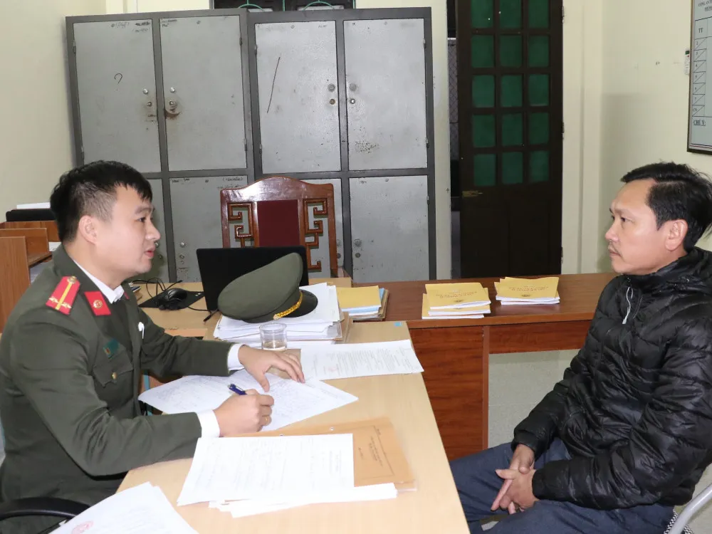 Khởi tố 2 đối tượng tổ chức cho người khác trốn đi nước ngoài ảnh 2