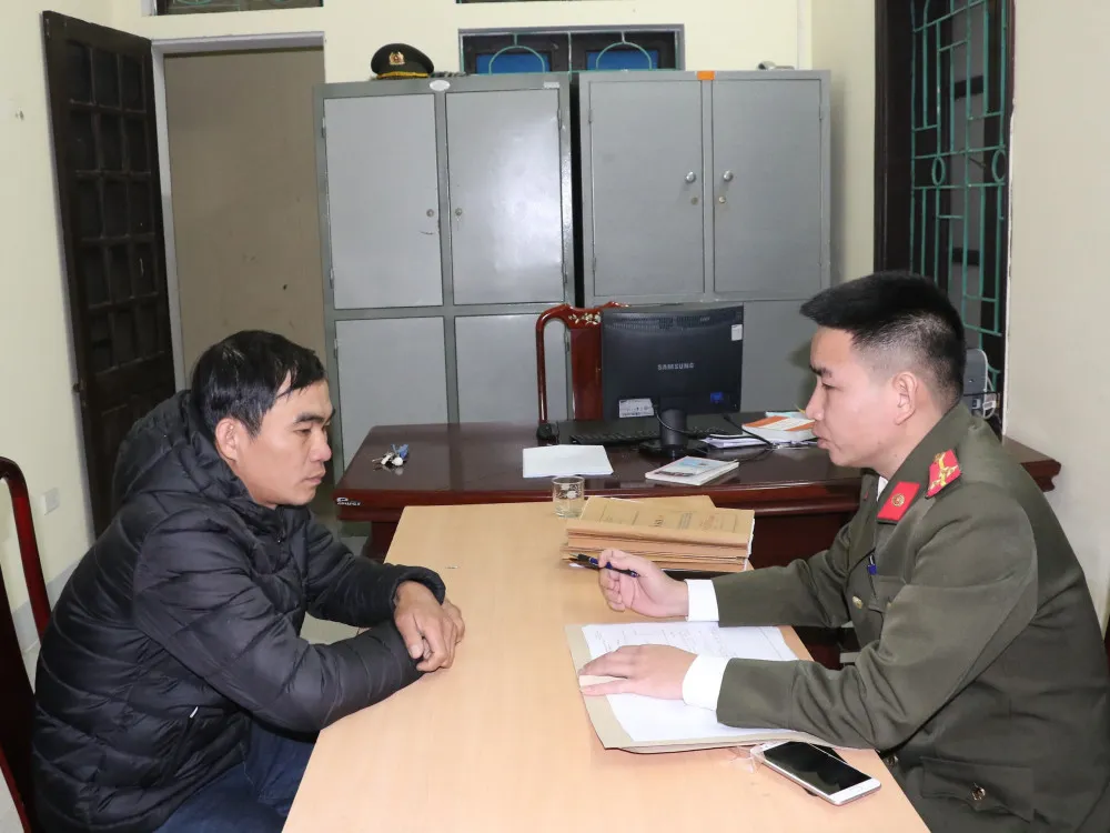 Khởi tố 2 đối tượng tổ chức cho người khác trốn đi nước ngoài ảnh 1