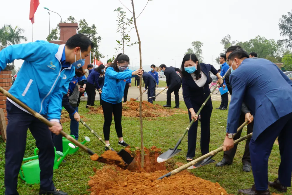 Hà Tĩnh: Ra quân Tháng thanh niên và Tết trồng cây “Đời đời nhớ ơn Bác Hồ” ảnh 7