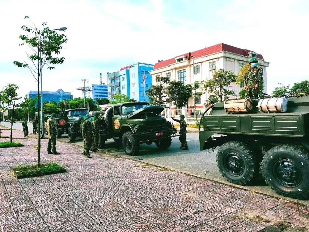 Thiết lập vùng cách ly y tế trên phạm vi toàn TP Hà Tĩnh ảnh 1