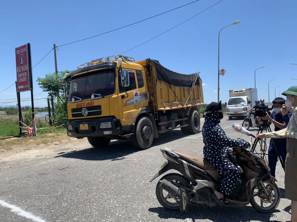 Hà Tĩnh: Khách sạn, nhà hàng, quán ăn, quán cà phê được hoạt động trở lại từ 0 giờ ngày 22-6 ảnh 2