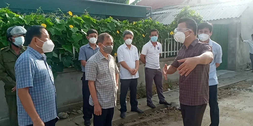 Hà Tĩnh: Người về từ vùng dịch chịu chi phí cách ly và xét nghiệm ảnh 1