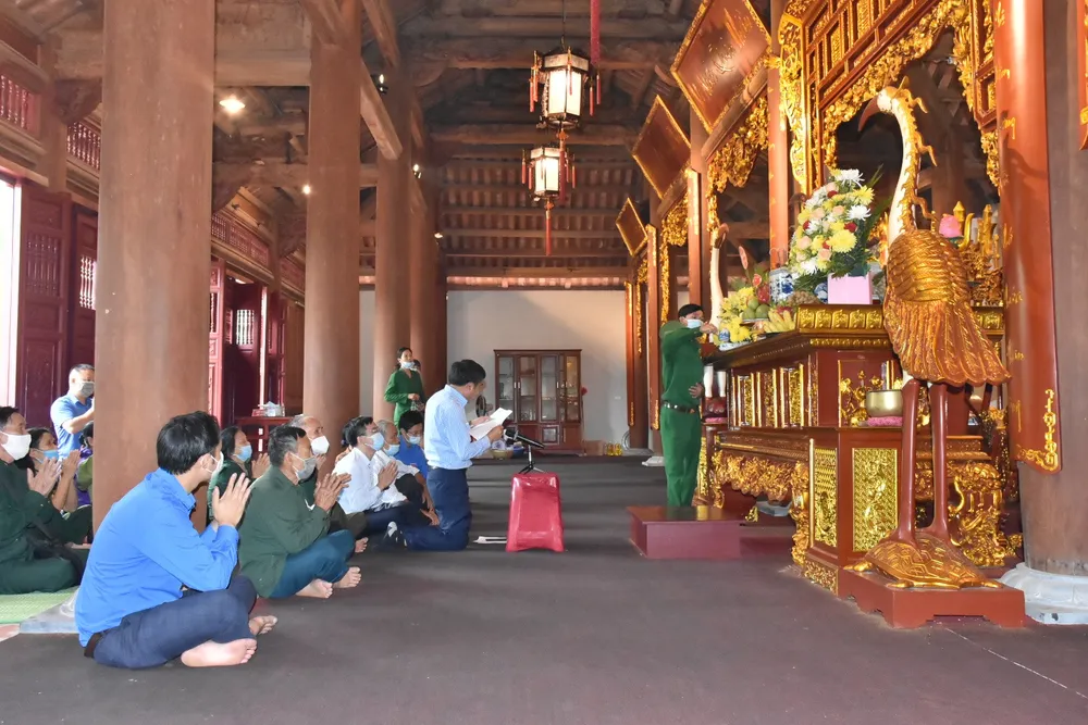 Tổ chức lễ giỗ lần thứ 53 của 10 nữ anh hùng liệt sĩ TNXP Ngã ba Đồng Lộc ảnh 1