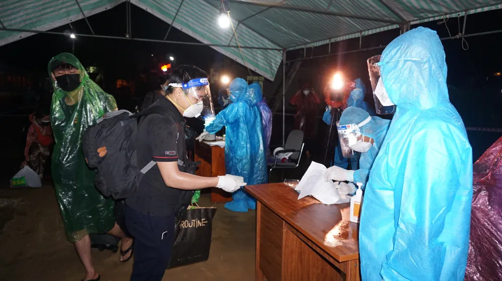 Hà Tĩnh đón 814 công dân từ TPHCM trở về quê an toàn ảnh 2