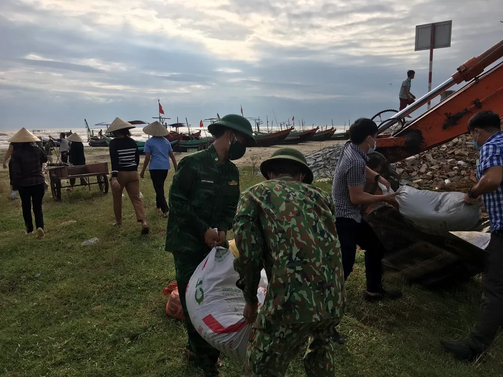 Bộ đội Biên phòng Hà Tĩnh sẵn sàng lực lượng, phương tiện phòng chống bão số 8 ảnh 2