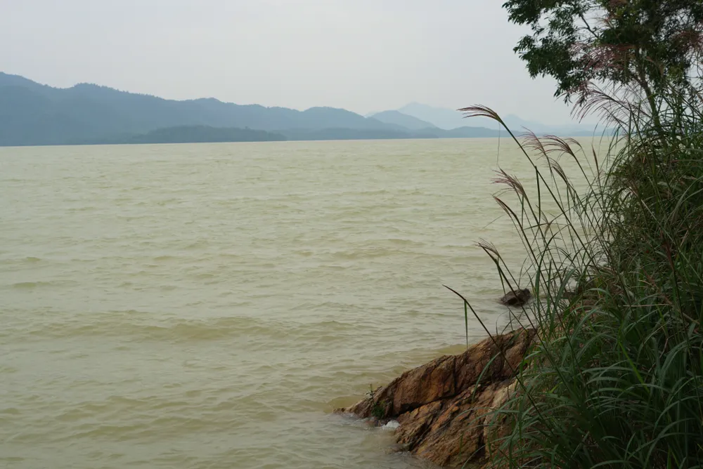 Hà Tĩnh, Thừa Thiên - Huế xả nước hồ Kẻ Gỗ và hồ thủy điện Hương Điền ảnh 2