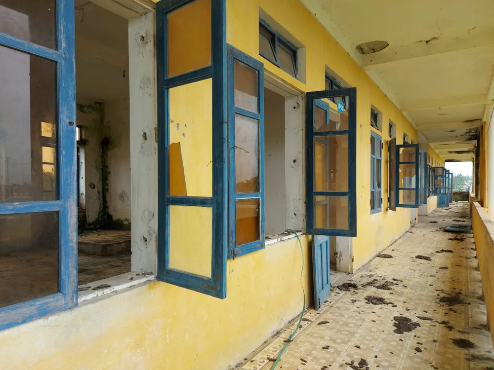 Hà Tĩnh: Hoang tàn trường học bỏ hoang ảnh 7