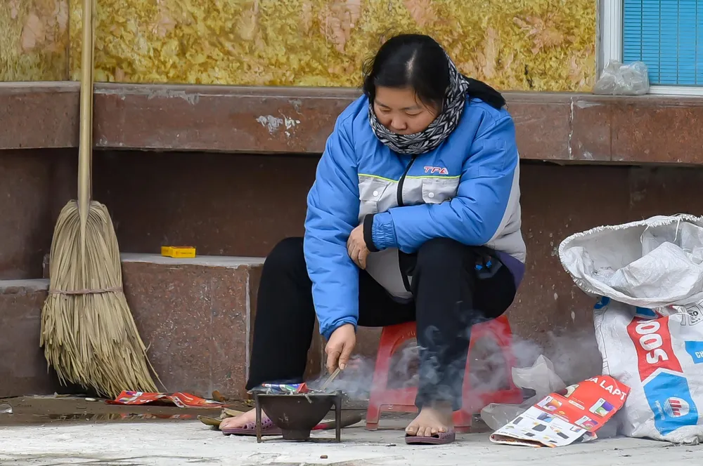 Bắc miền Trung: Nhiều trường phải cho học sinh nghỉ học tránh rét ảnh 5