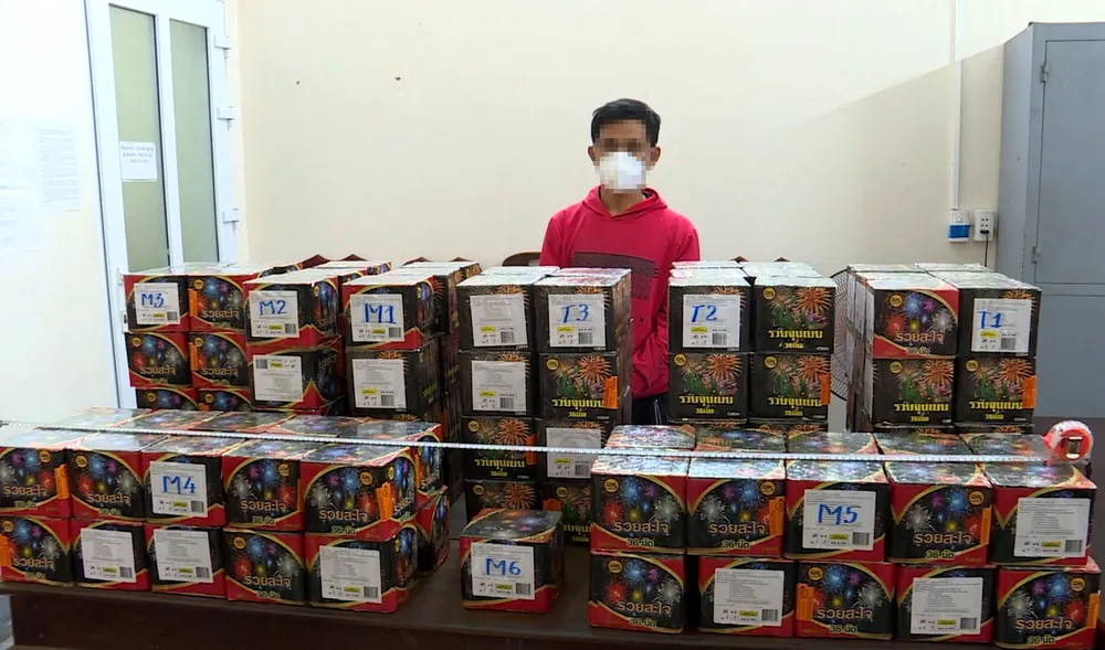  Nguyễn Anh Đức cùng tang vật bị bắt giữ