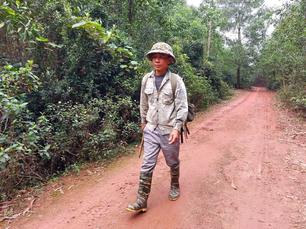 Người góp phần bảo vệ các loài thú ở rừng Kẻ Gỗ ảnh 2