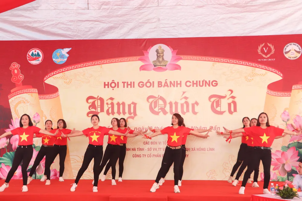 Hà Tĩnh: Sôi nổi hội thi gói bánh chưng dâng Quốc Tổ Hùng Vương ảnh 2