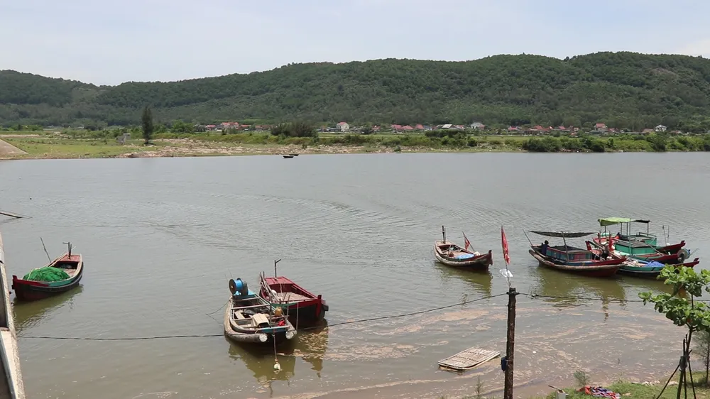 Hà Tĩnh: Nam thanh niên kịp thời cứu sống 2 người bị đuối nước ảnh 1