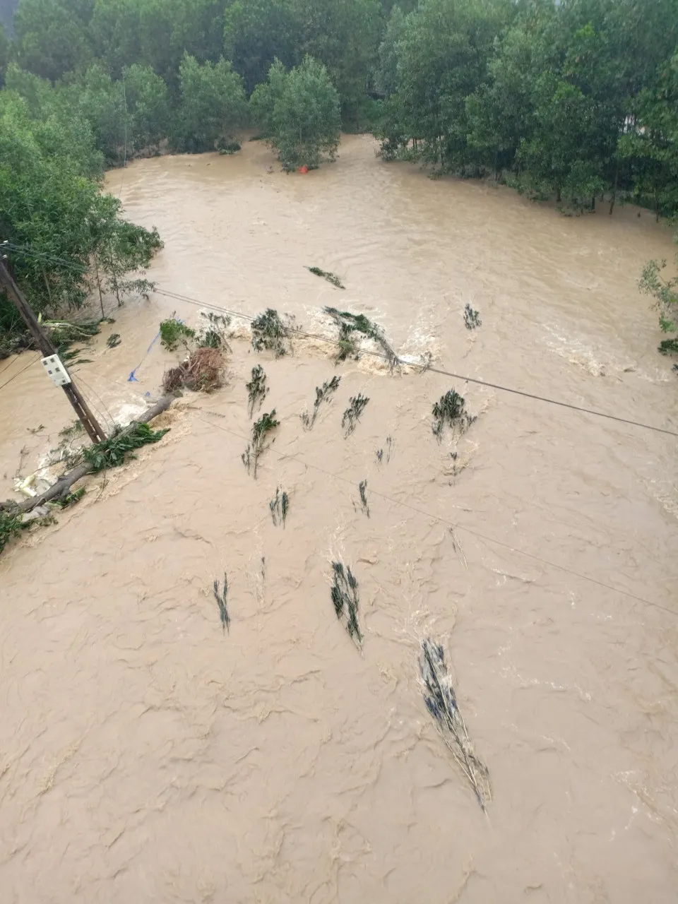 Hà Tĩnh: Mưa lớn gây sạt lở tại đập Khe Xai ảnh 1