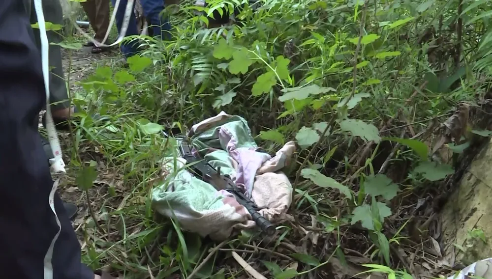 Hà Tĩnh: Khởi tố, tạm giam 3 đối tượng tàng trữ, sử dụng vũ khí “nóng” giải quyết mâu thuẫn ảnh 1