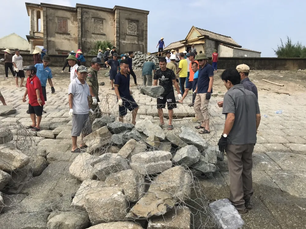 Bão số 4 có xu hướng mạnh thêm trong 24 giờ tới ảnh 8