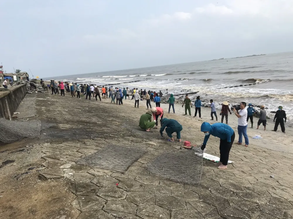 Bão số 4 có xu hướng mạnh thêm trong 24 giờ tới ảnh 12