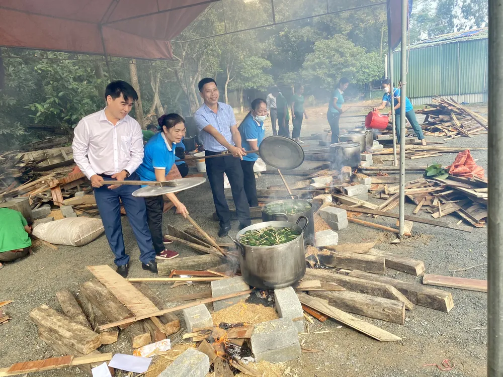 Độc đáo lễ hội đền Cả - Dinh đô quan Hoàng Mười ở Hà Tĩnh ảnh 4