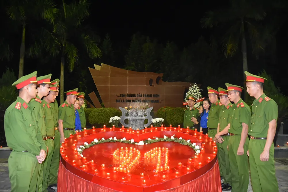 Tuổi trẻ Hà Tĩnh tưởng niệm 91 năm ngày hy sinh của Anh hùng liệt sĩ Lý Tự Trọng ảnh 3