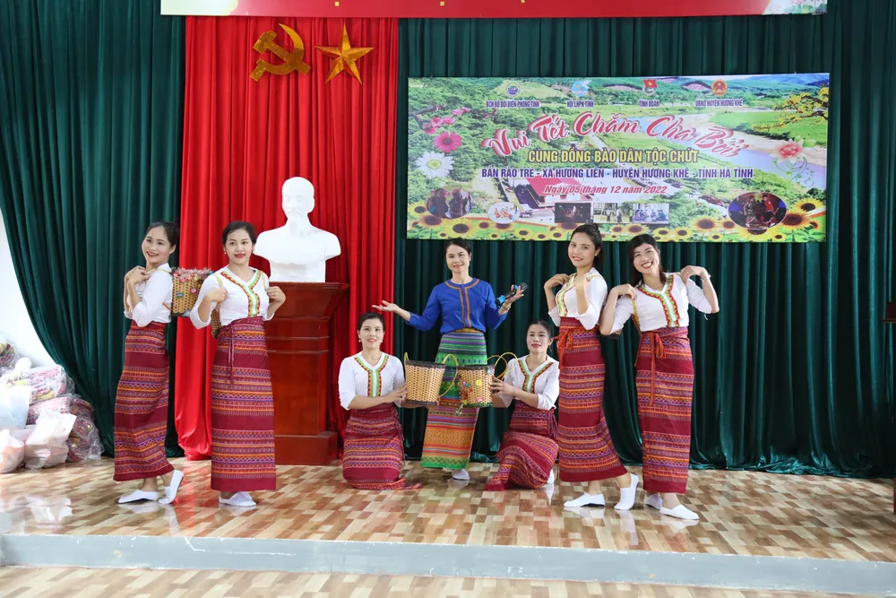 Hà Tĩnh: Bà con dân tộc Chứt vui Tết Chăm Cha Bới ảnh 3