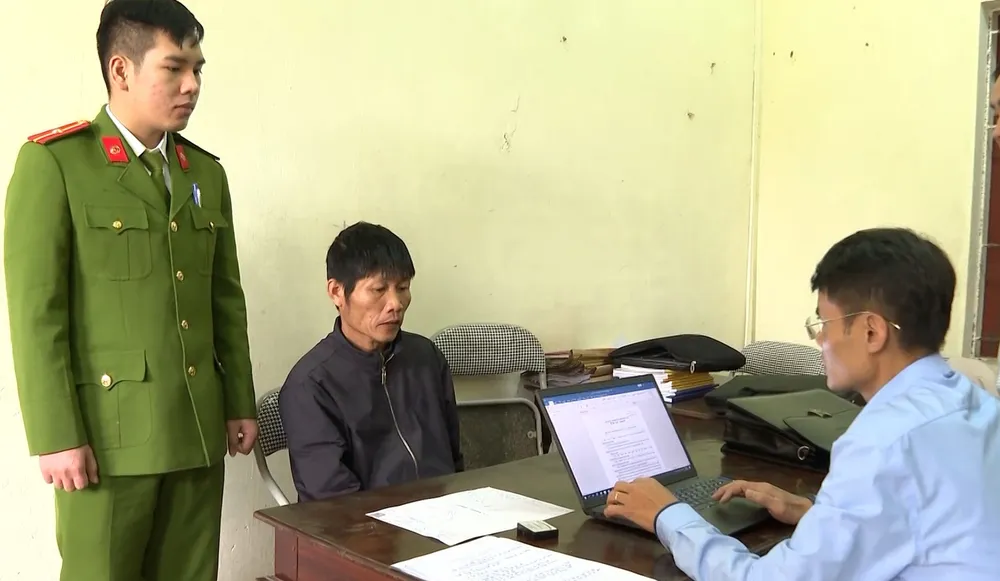 Cơ quan điều tra làm việc với đối tượng Nguyễn Xuân Trình