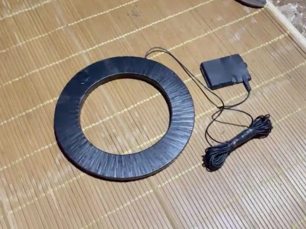 Thu giữ thiết bị đánh bạc "bịp" sử dụng để điều khiển con vị Thu giữ thiết bị đánh bạc "bịp" sử dụng để điều khiển con vị