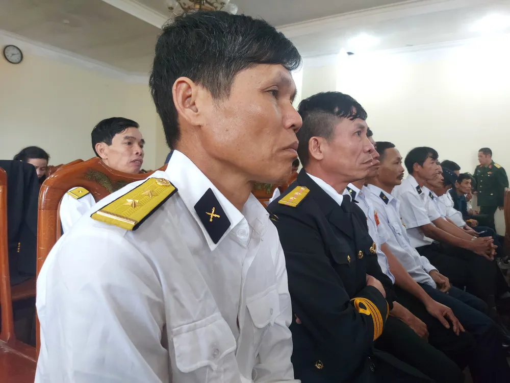 Các cựu chiến binh tại lễ tưởng niệm các anh hùng liệt sĩ Gạc Ma