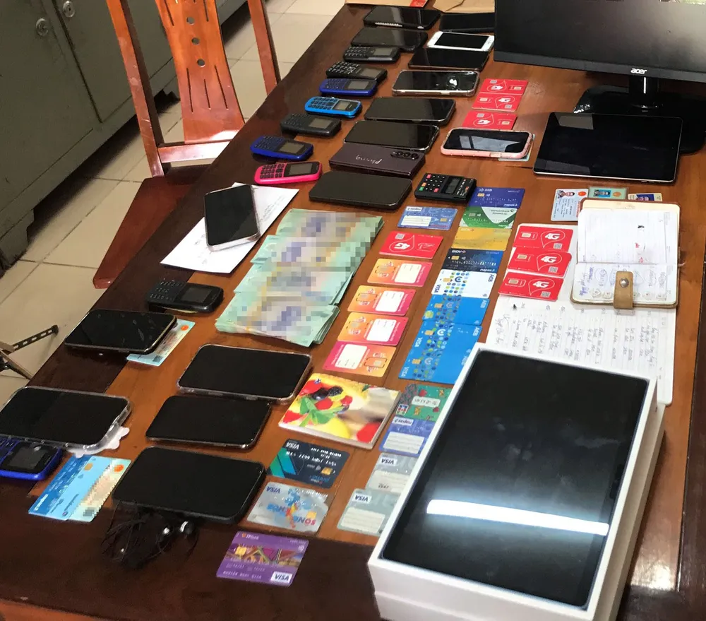 Các tang vật thu giữ Các tang vật thu giữ