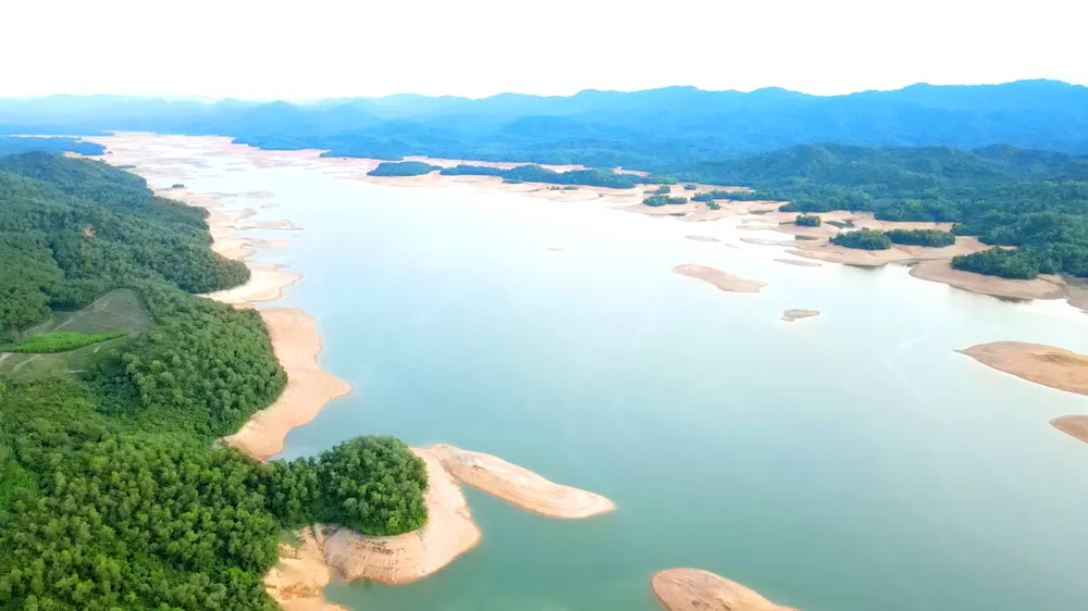 Một góc hồ Kẻ Gỗ