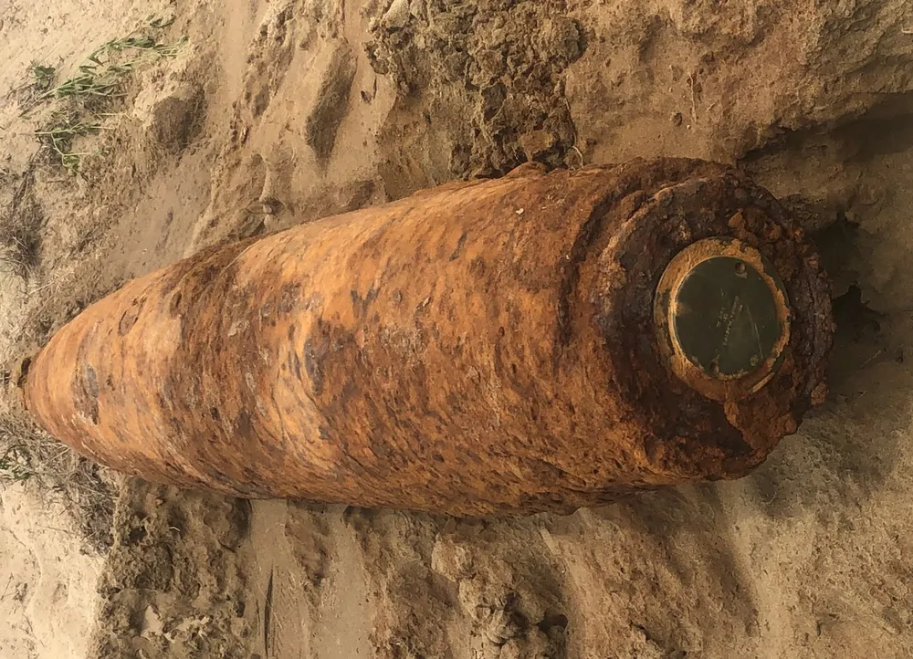 Quả bom vẫn còn nguyên vẹn Quả bom vẫn còn nguyên vẹn