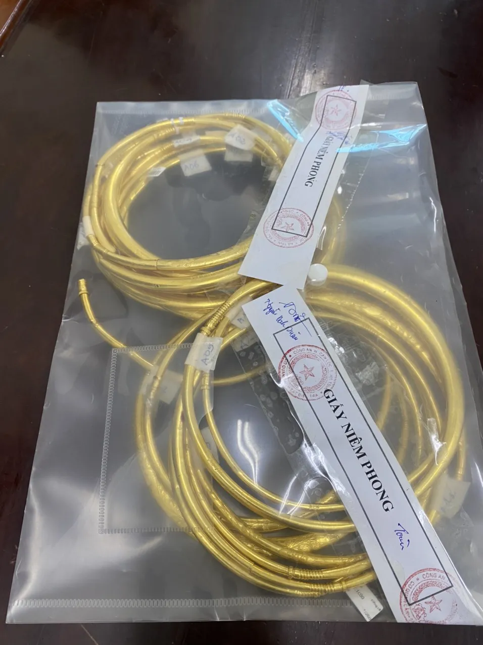 Số Vàng bị cướp.jpg