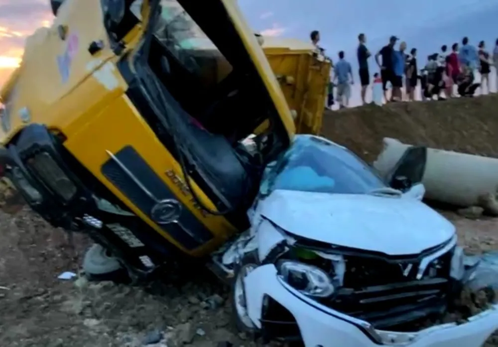 Hiện trường vụ tai nạn giao thông 