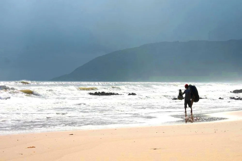 Một góc bờ biển ở phường Kỳ Nam, thị xã Kỳ Anh, tỉnh Hà Tĩnh 