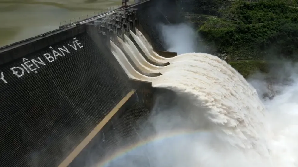 Thủy điện Bản Vẽ vận hành giảm lũ cho hạ du 