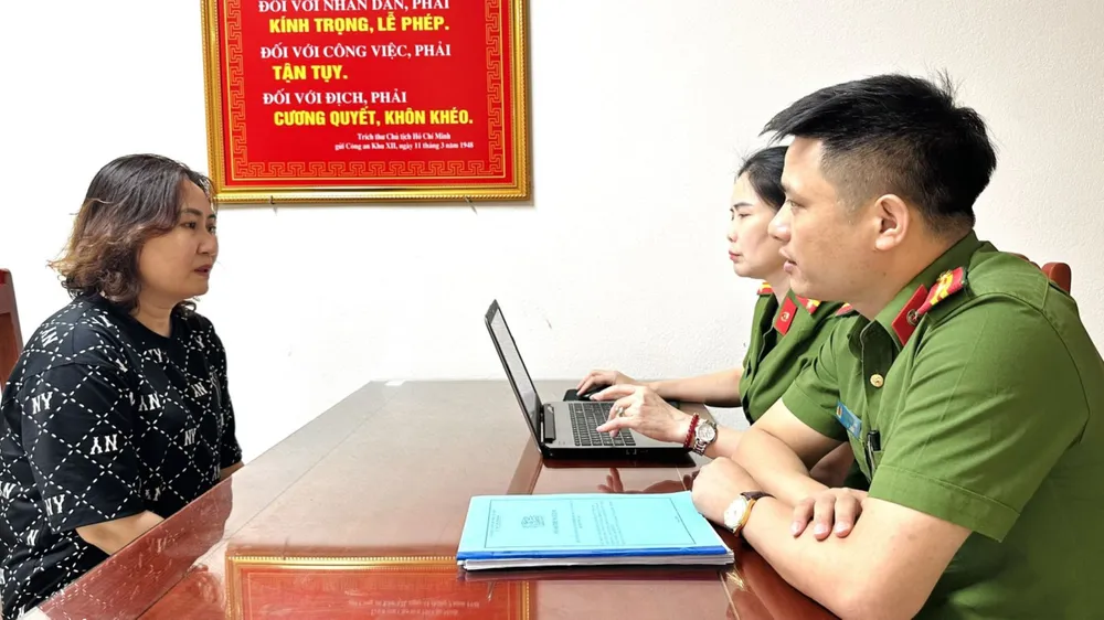 đối tượng.jpg